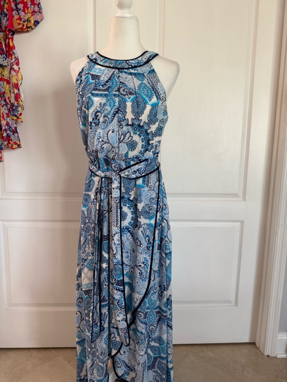 Jessica Howard Blue and White Paisley Halter Maxi Dress